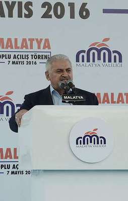 Binali Yıldırım: "Şimdi sıra başkanlıkta"