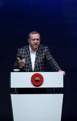 Cumhurbaşkanı Erdoğan'dan önemli açıklamalar