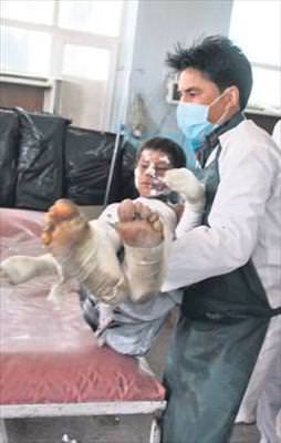 Afganistan yandı: 52 ölü, 73 yaralı