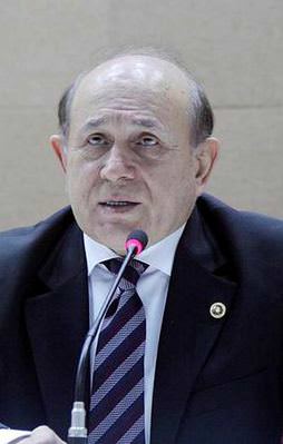 Burhan Kuzu'dan başkanlık sistemiyle ilgili çarpıcı açıklamalar