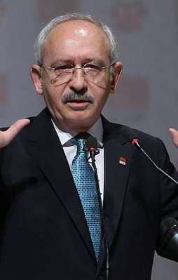 CHP'de parti içi muhalefet ayaklandı