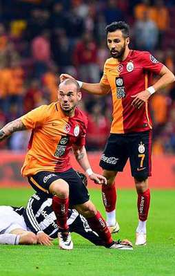 G.Saraylı futbolculardan yönetime rest