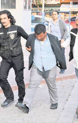 Suçüstü yakalandı altını ıslattı