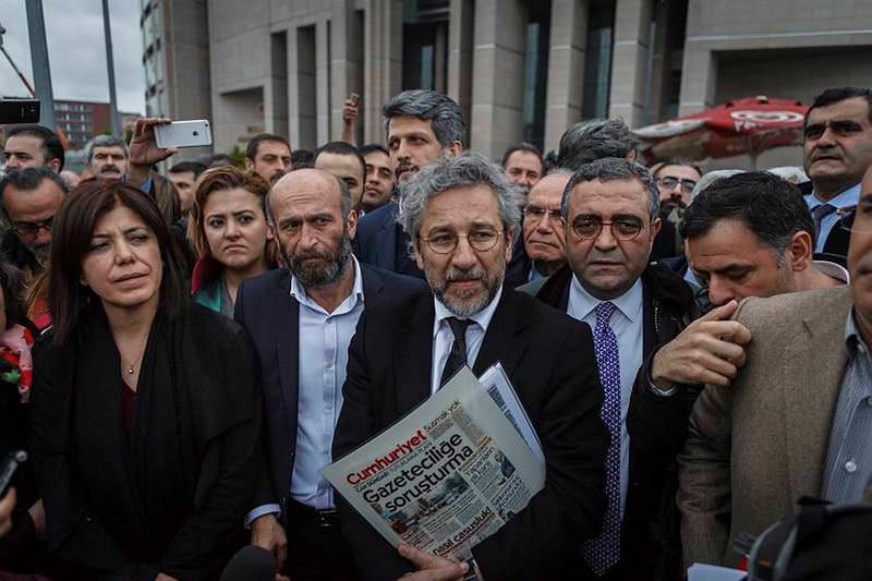 İhanetin ortağısın AYM!