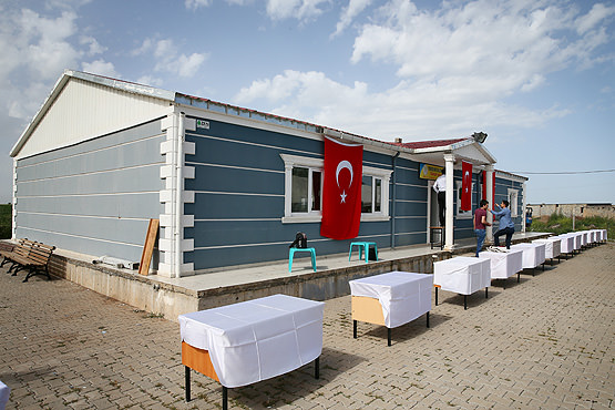 PKK'nın katlettiği 13 kişi toprağa verildi-2