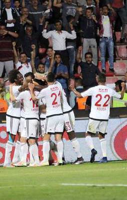 Gaziantepspor ligde kaldı!