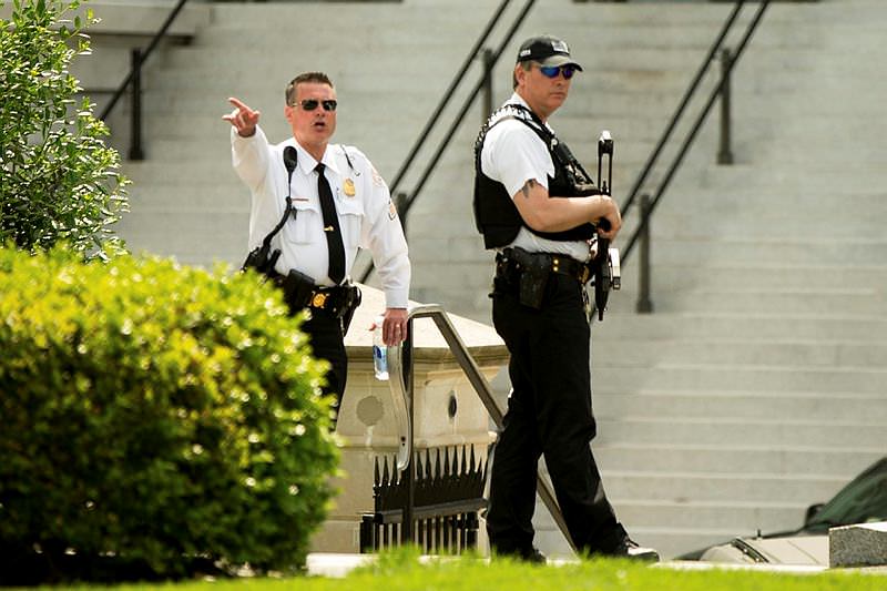 Beyaz Saray'da güvenlik alarmı-1