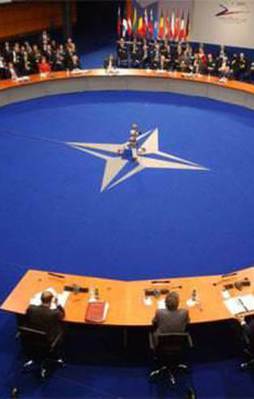Rusya ve NATO arasında sular durulmuyor