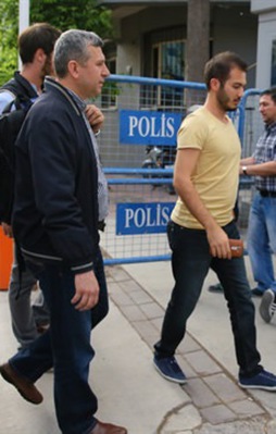 FETÖ operasyonunda 5 tutuklama