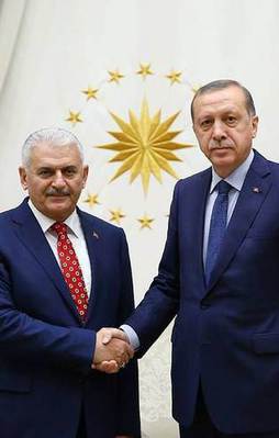 Hükümeti kurma görevi Yıldırım'da