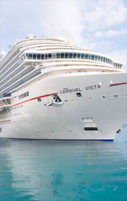 6 bin kişilik gemi Kuşadası’nda