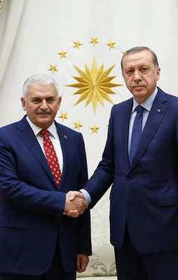 Yeni kabine bugün açıklanıyor