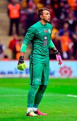 Bir yere gitmiyorum!