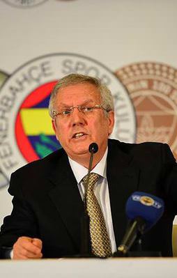 Kupa kabusuna son verecek hocayı buldu!