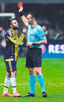 UEFA’dan Fener’e tarihi ceza