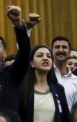 Küfürbaz CHP'lilere çifte suç duyurusu