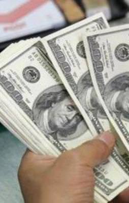 Vatandaş dövizciye koştu