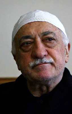 FETÖ'ye bir darbe daha! 8 şirkete daha kayyum