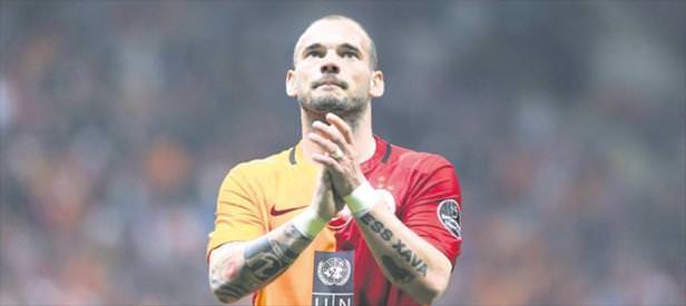 Sneijder’a dev kanca