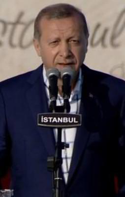 Cumhurbaşkanı Erdoğan'dan anlamlı şiir...