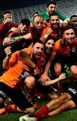 Galatasaray'da yolcular belli oldu