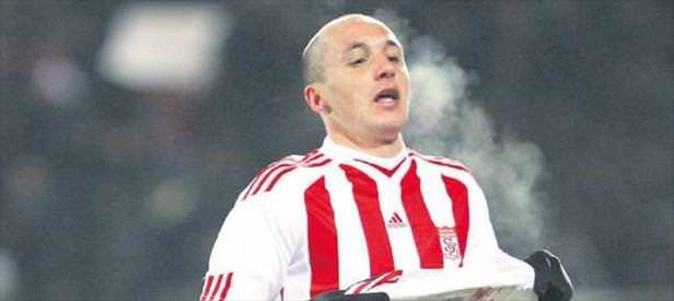 1 numarada Aatıf var