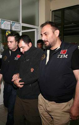 FETÖ çektiği kredileri kurban paralarıyla ödemiş