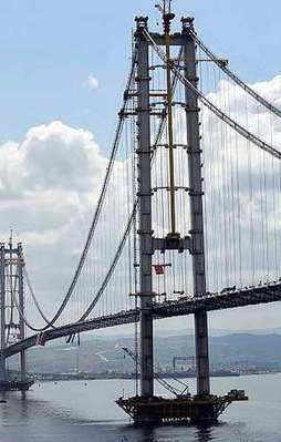 Osman Gazi Köprüsü'nde bir ilk!