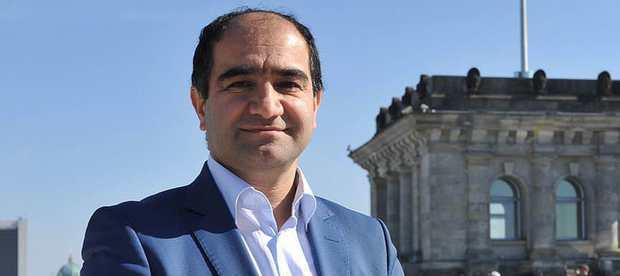 İşte skandala destek veren Türk vekiller-3