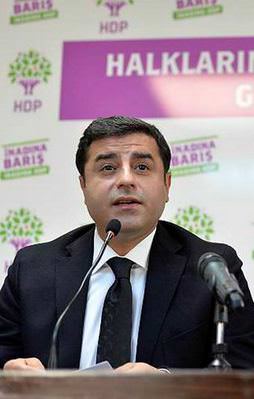 Selo ve Figen'den 'soykırım' açıklaması