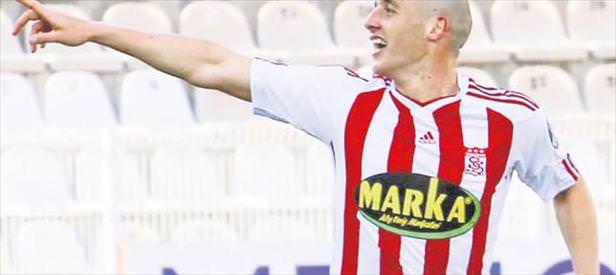 Fener’den Aatıf sürprizi