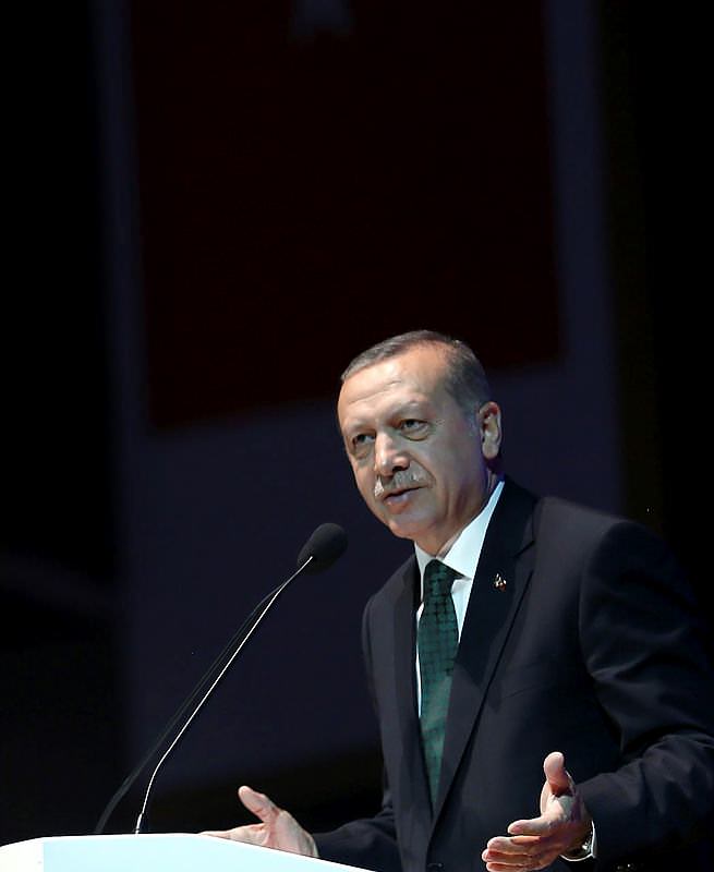 Erdoğan: İş hayatı anneliğin alternatifi olamaz