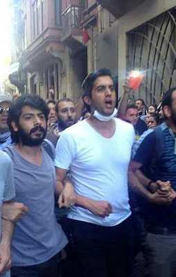 Kraliçe'nin çapulcusu İngiliz filminde oynayacak