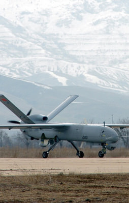 Türk ANKA, İsrailli HERON'a karşı