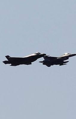 F-35'ler Hollanda’da test uçuşu yaptı