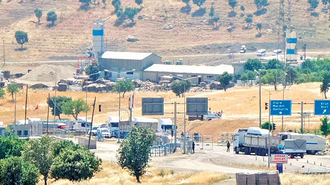 Paralel polisten teröriste yeşil ışık