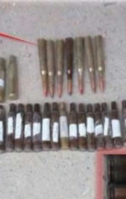 Kalleşler boş kovanlara notlar yazmış