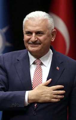 Başbakan Yıldırım'dan ilk tweet