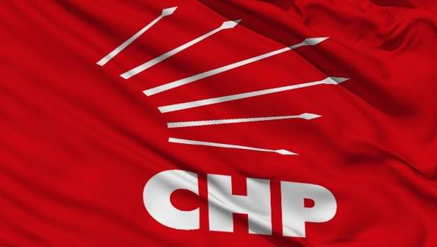 Kraliçe'den CHP’ye darbe