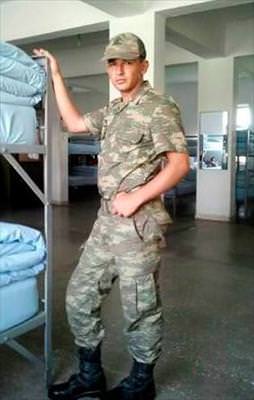 Şehit Eruluç’a saygı duruşu