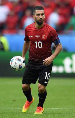 Arda Turan: "Türk halkından özür diliyorum"