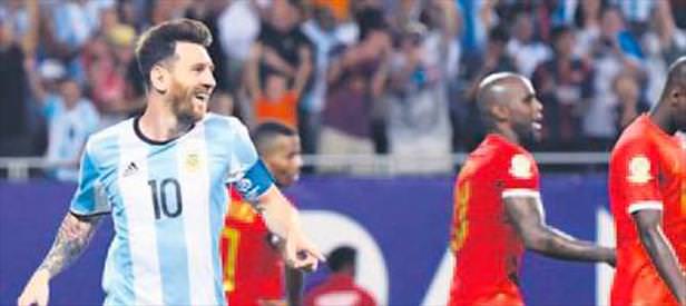 İşte Messi işte şov