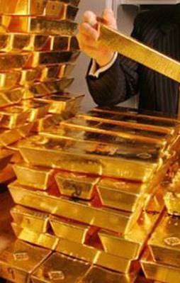 Altın zirveyi gördü!