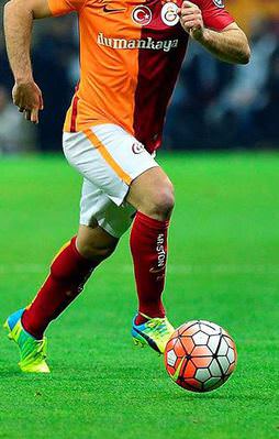 Tüm futbolcular onu işaret etti: Onun gibi cimri biri yok