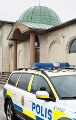 İsveç'te cami cemaatine ırkçı saldırı