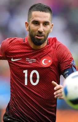 Arda Turan, UEFA'nın sorularını yanıtladı