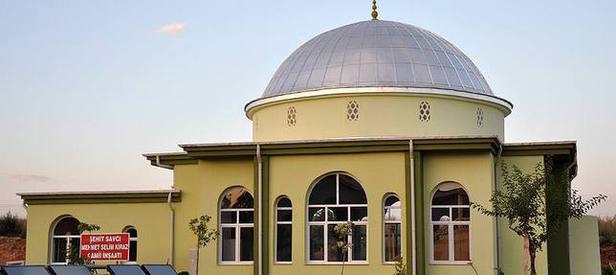 Şehit savcı Kiraz adına yaptırılan cami ibadete açıldı
