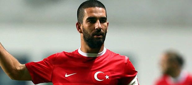 Arda Turan'ın evine saldırı-3