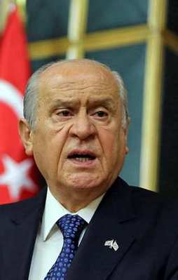 Bahçeli'den muhalif kongreye sert tepki