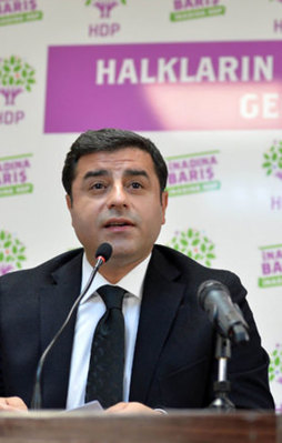 HDP'lilerin yüzde 61'i yeni parti istiyor